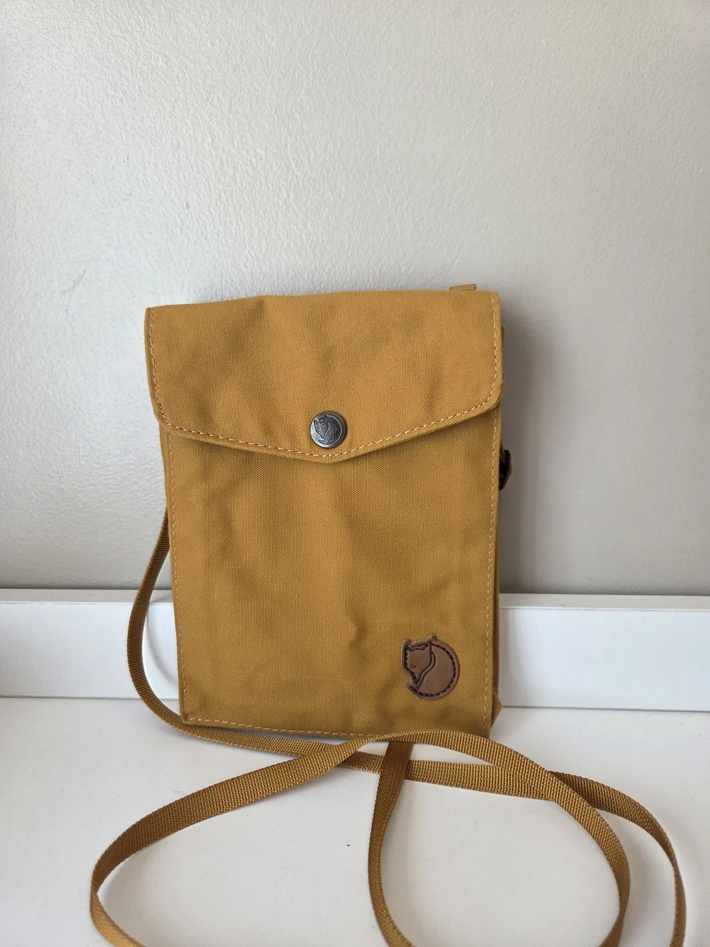 Fjallraven Ochre Crossbody Pouch